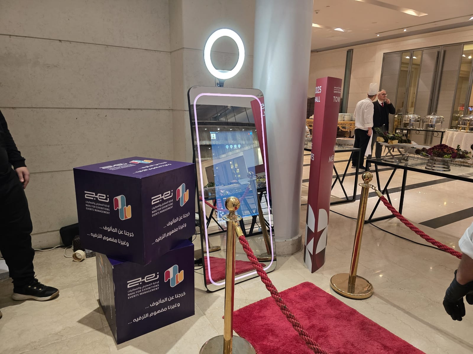 بوث تصوير المرايا بتصميم نهج